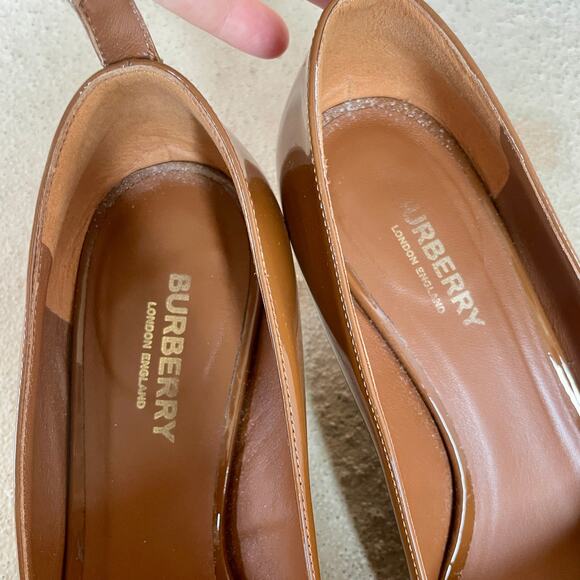 Burberry Brown Patent Leather Dill Kitten Heel Ankle Cuff Pumps Heels 38 Satin - Picture 11 of 14